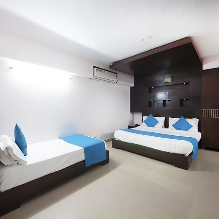 Hotel Durga International 뉴델리 외부 사진