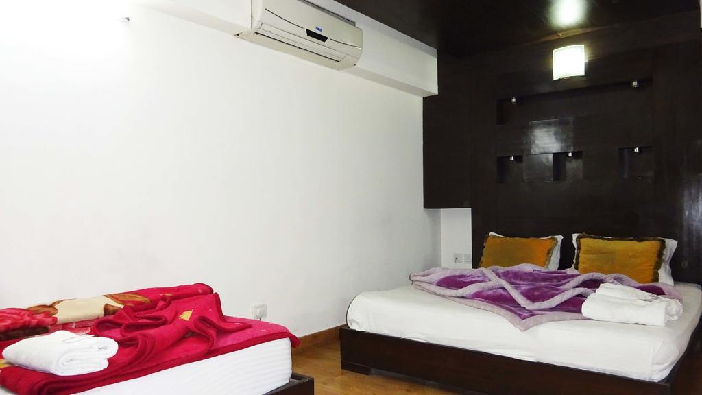 Hotel Durga International 뉴델리 외부 사진