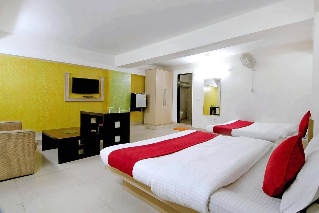 Hotel Durga International 뉴델리 외부 사진